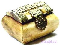 Bone Jewellery / Pill box - click here for large view